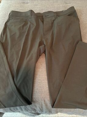 Callaway Heather Black Men's Chinos